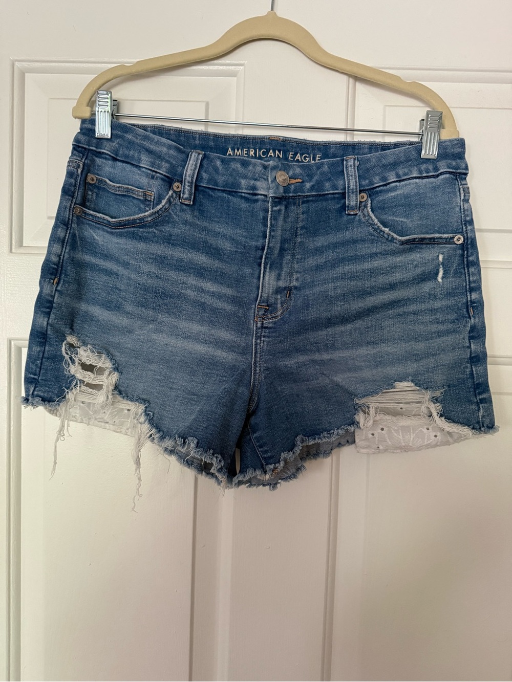 AE Outfitters Next Level Curvy High-Waisted Denim Short Short with Lace Pocket